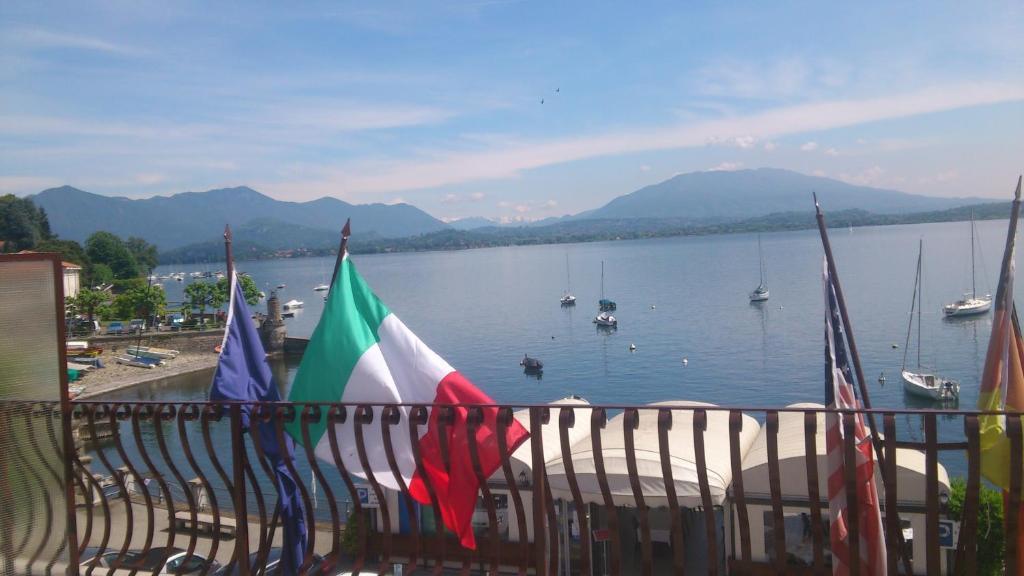 Lago Maggiore Леса Екстер'єр фото